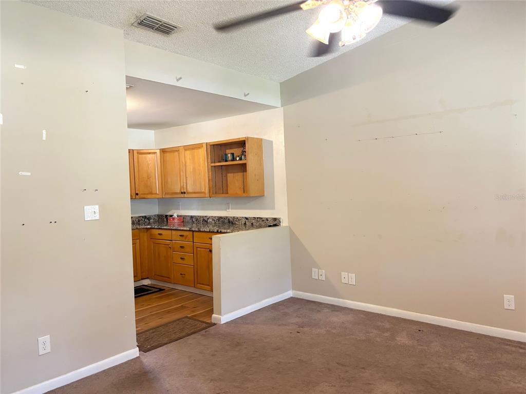 333 Riviera Drive Crescent City, FL 32112 - Photo 5 of 22