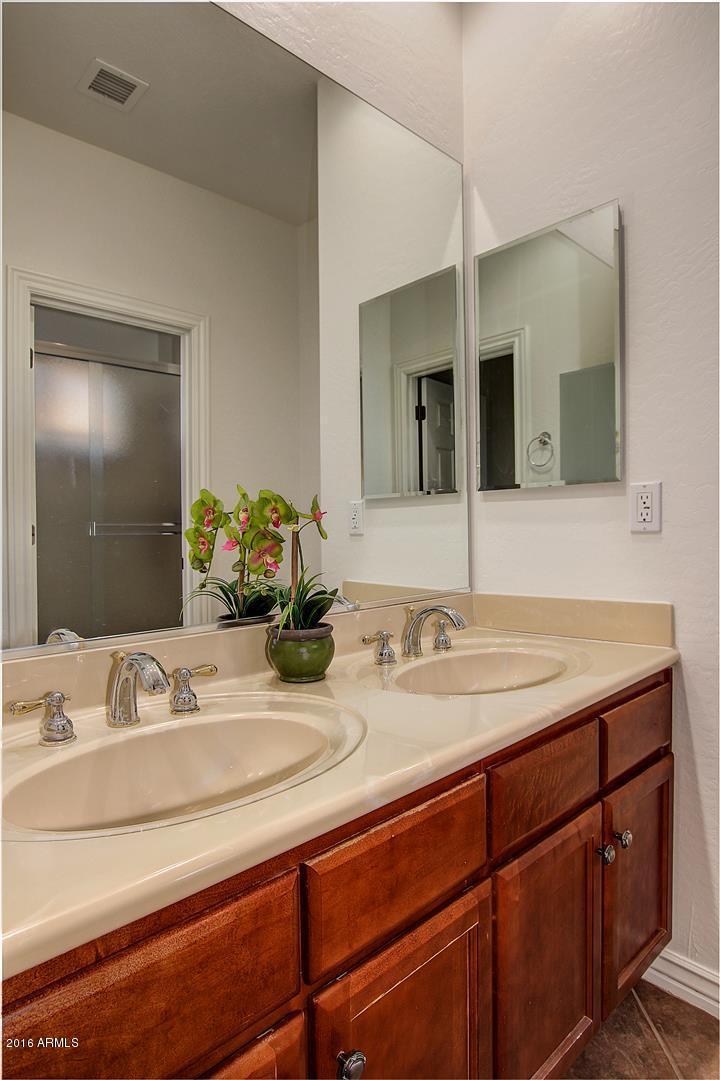 4504 East Reins Road Gilbert, AZ 85297 - Photo 34 of 75 0032-Reins (32)