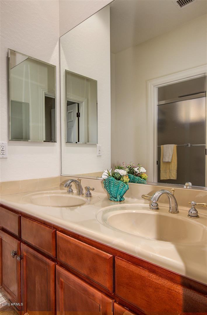 4504 East Reins Road Gilbert, AZ 85297 - Photo 36 of 75 0037-Reins (37)