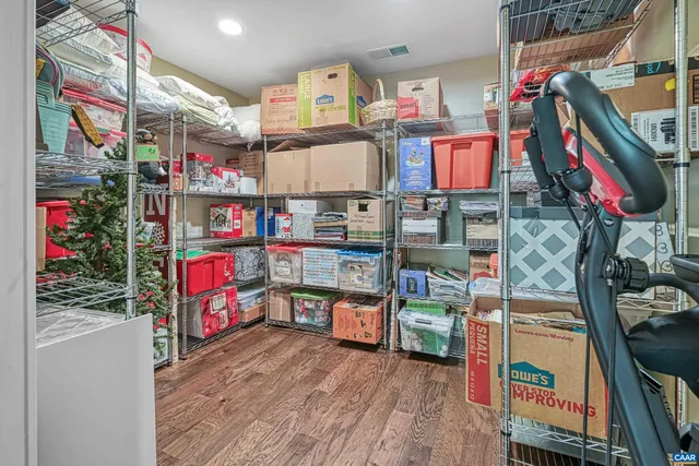 a view of a tennis court