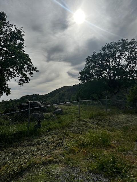 35312 George Smith Road Squaw Valley, CA 93675 - Photo 6 of 39 a view of outdoor space and yard
