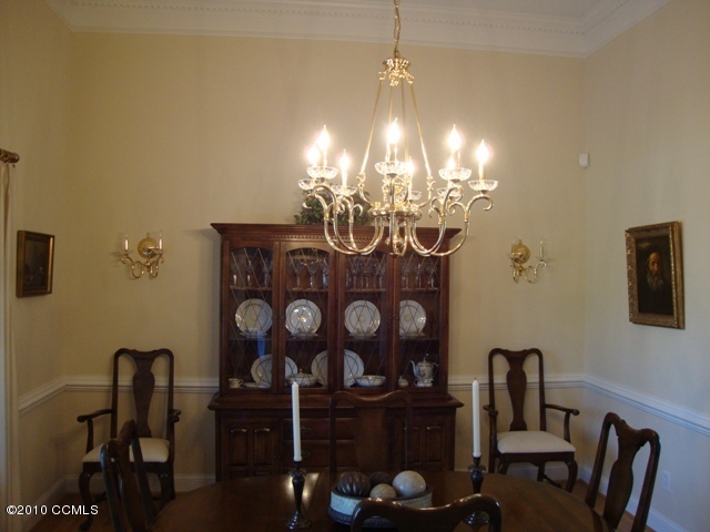 208 Mellen Road New Bern, NC 28562 - Photo 6 of 20 Dining Room