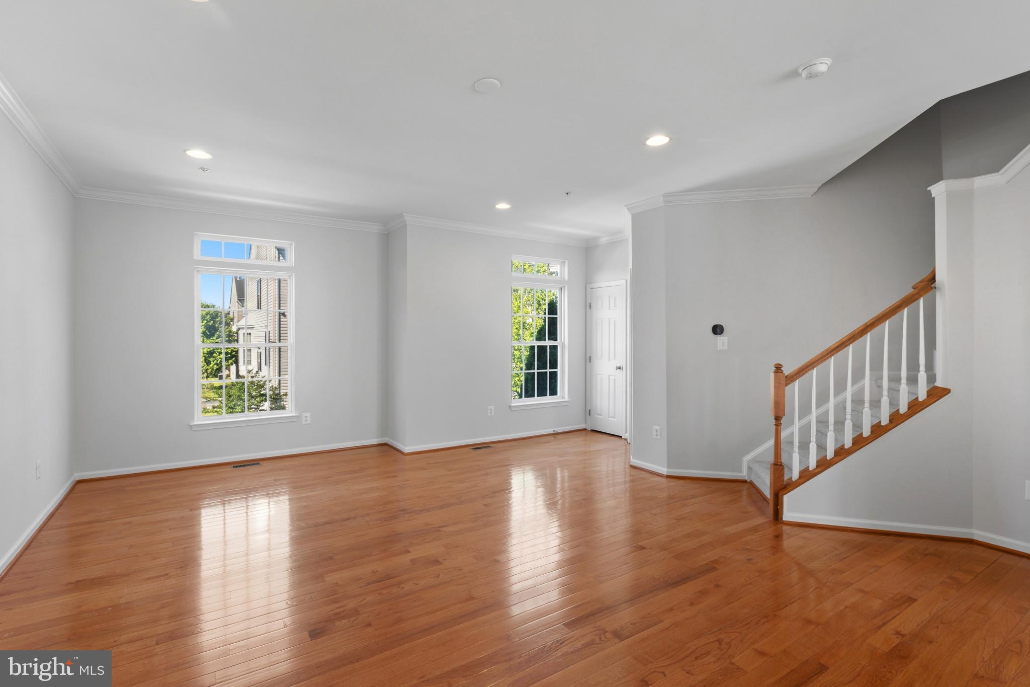 1729 Theale Way Hanover, MD 21076 - Photo 11 of 56 Living Room