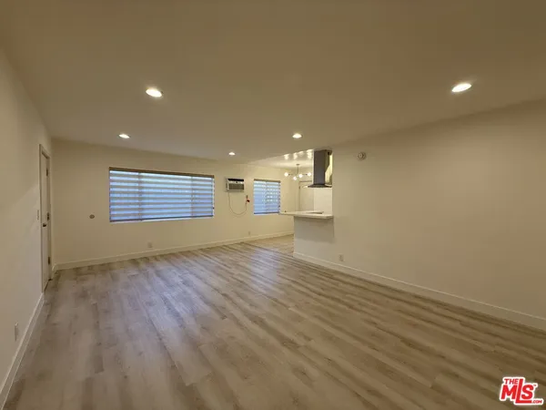 $2,300 | 7307 Willoughby Avenue, Unit 2, Los Angeles, CA 90046