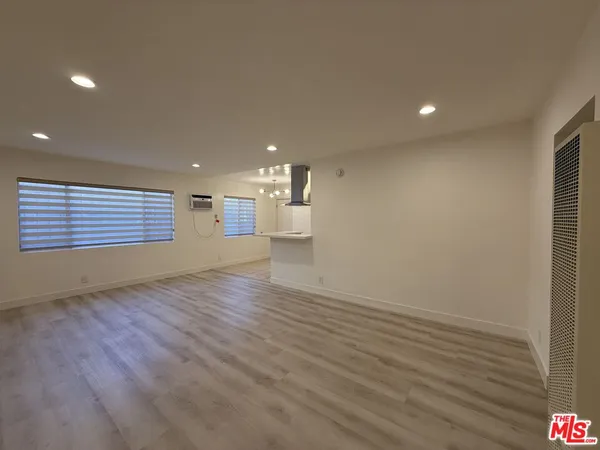 $2,300 | 7307 Willoughby Avenue, Unit 2, Los Angeles, CA 90046