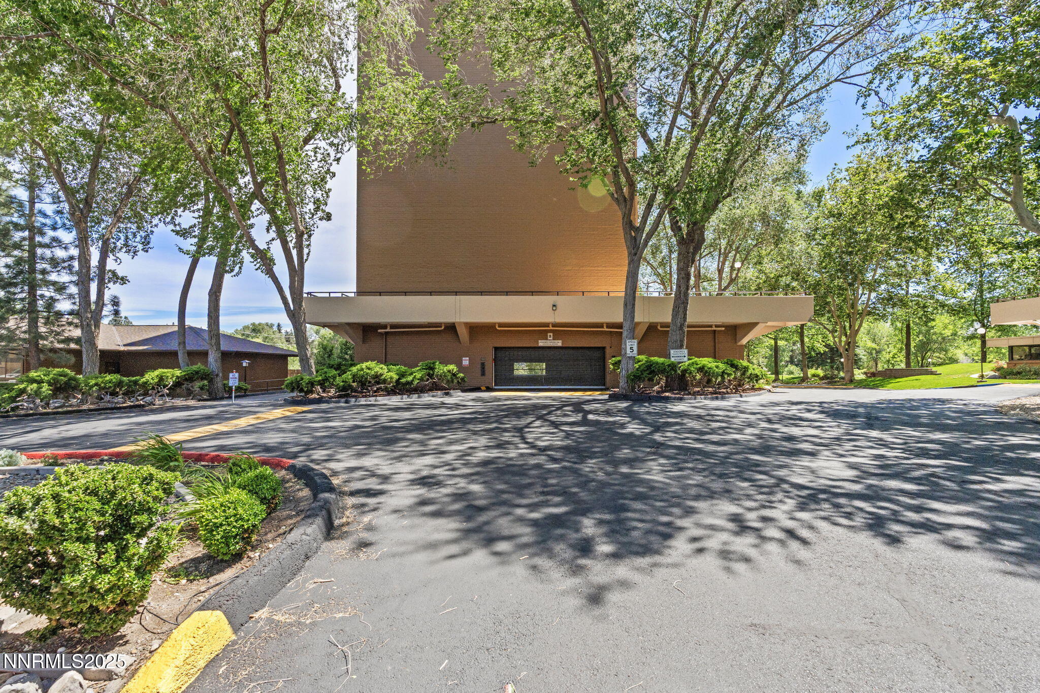 1200 Riverside Drive, Unit 1232 Reno, NV 89503 - Photo 33 of 39 34-web-or-mls-DSC07046