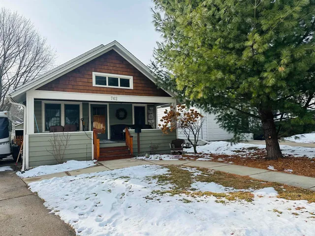 $590,000 | 742 Baltzell Street, Madison, WI 53711