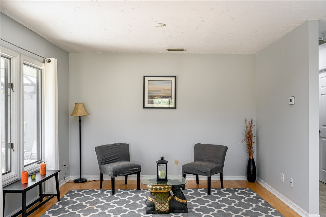 721 Timber Ridge Trail Southwest, Unit B Vero Beach, FL 32962 - Photo 4 of 16 Gallery Image 4