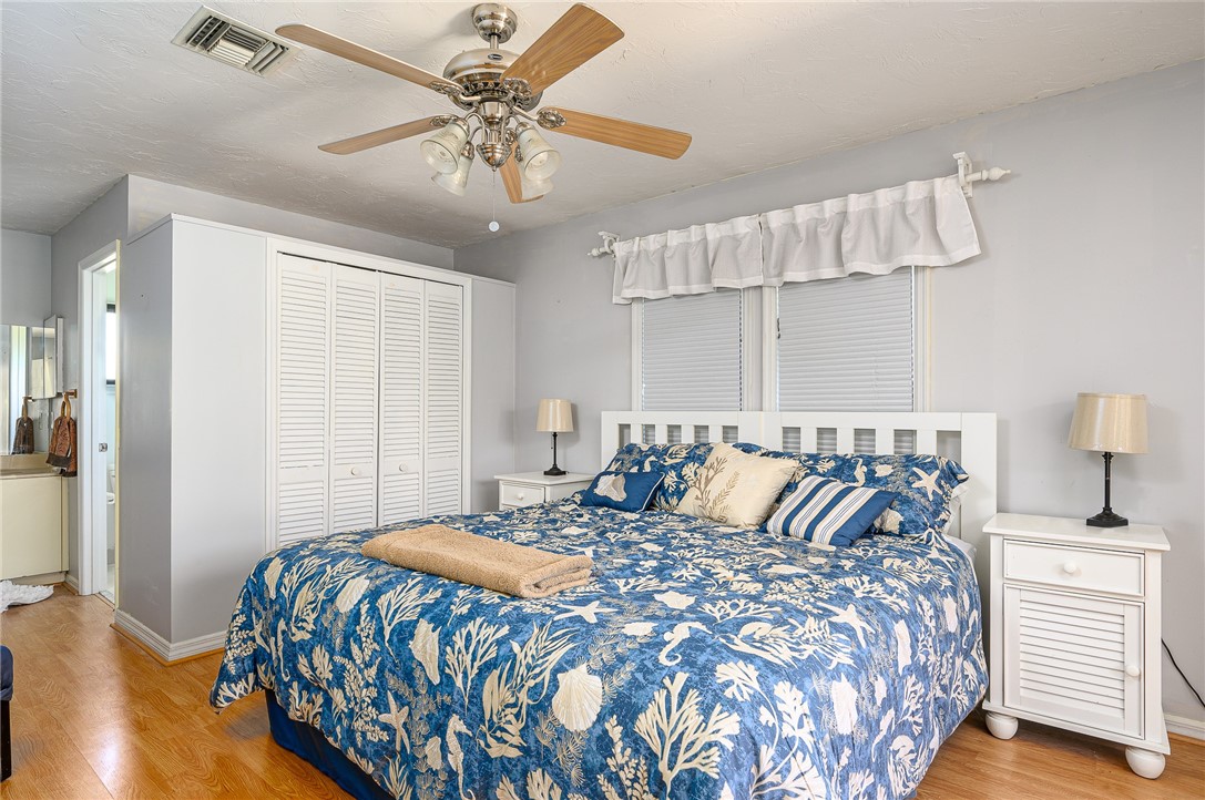 721 Timber Ridge Trail Southwest, Unit B Vero Beach, FL 32962 - Photo 6 of 16 Gallery Image 6