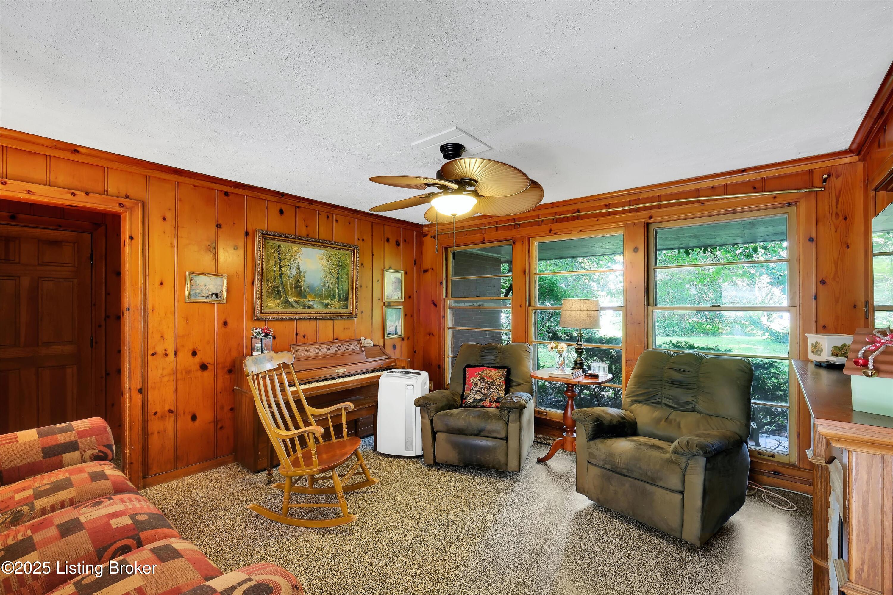 712 Rudy Lane Louisville, KY 40207 - Photo 34 of 48 40-712 Rudy Ln