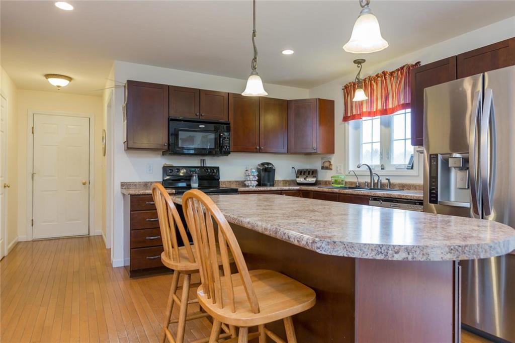 104 Finn Parker Road Gorham, ME 04038 - Photo 5 of 35 Photo