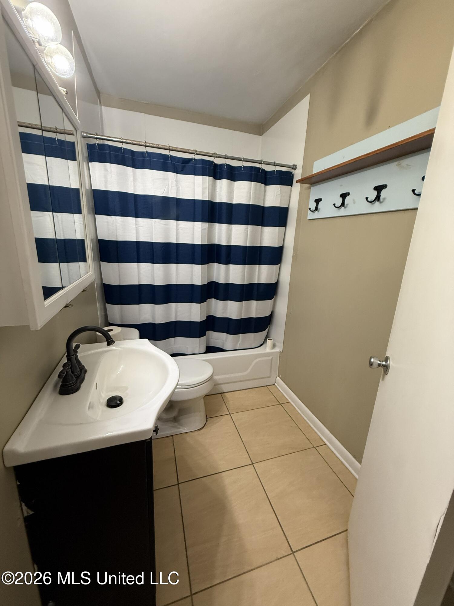 2937 Sam Kirkwood Road Moss Point, MS 39562 - Photo 7 of 9 6