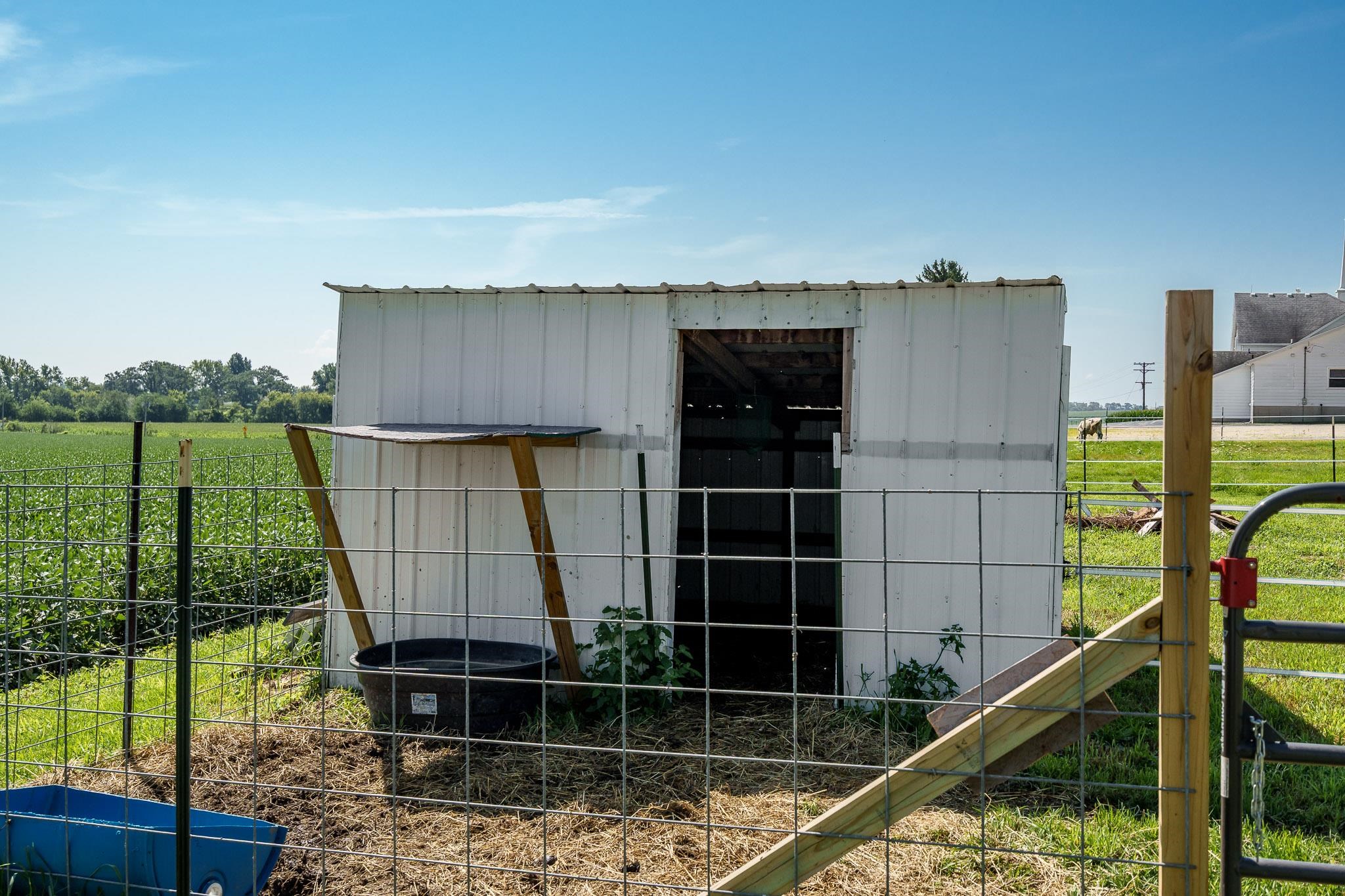 3021 North Dakota Road Freeport, IL 61032 - Photo 31 of 44 a house view with a garden space