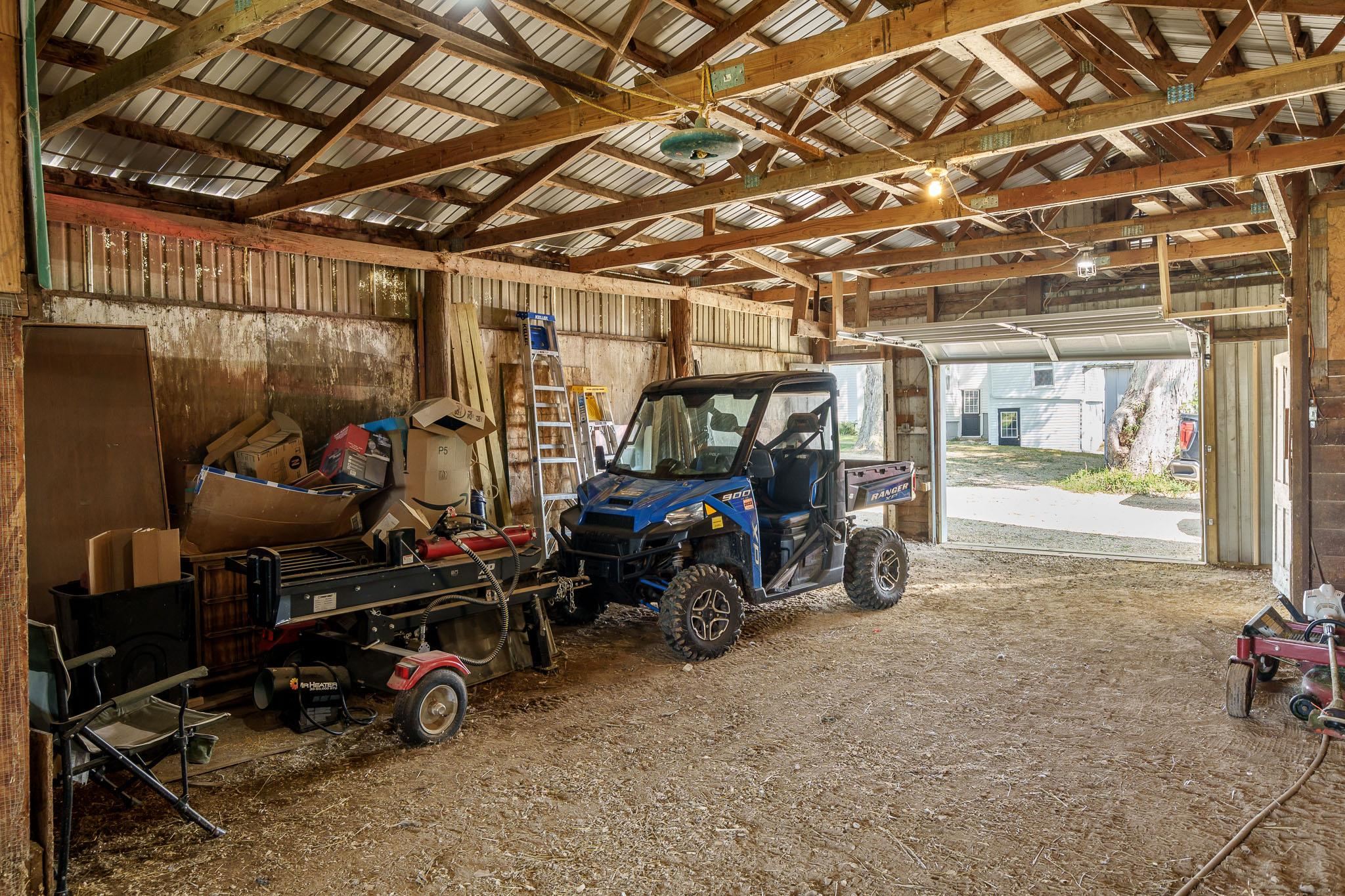 3021 North Dakota Road Freeport, IL 61032 - Photo 42 of 44 a view of a room with gym equipment