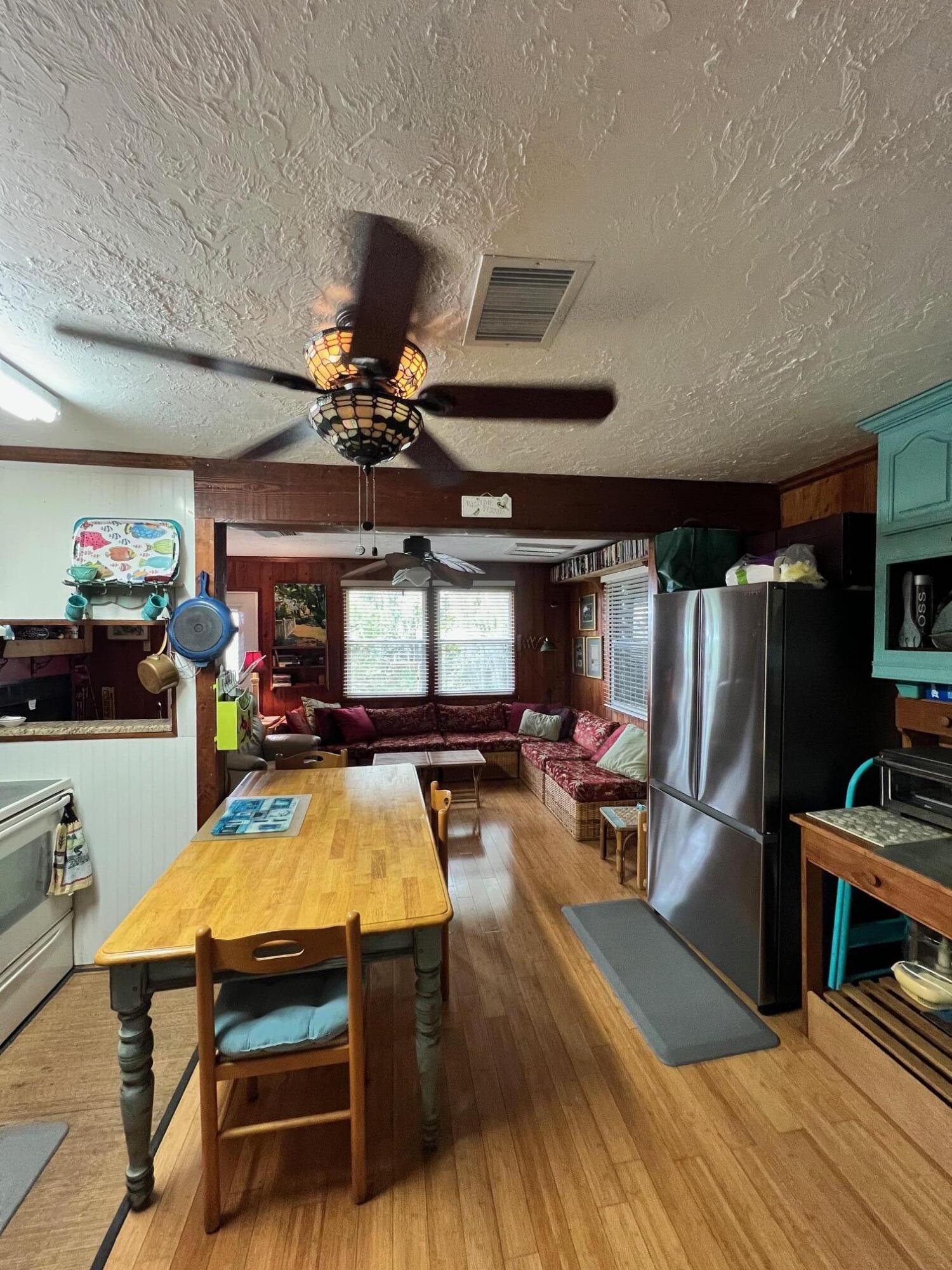 309 Oak Road Sebring, FL 33875 - Photo 14 of 39 Kitchen