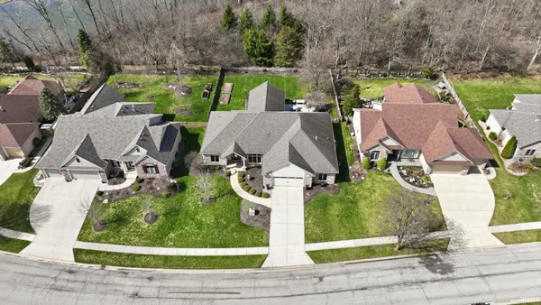 $499,900 | 12101 Mallard's Lake Parkway, Fort Wayne, IN 46845