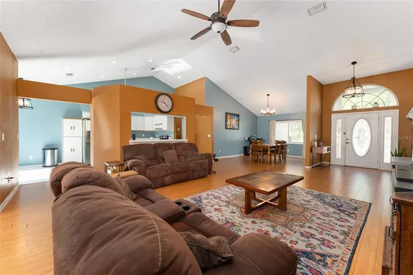 $327,500 | 10637 Southwest 73rd Avenue, Ocala, FL 34476