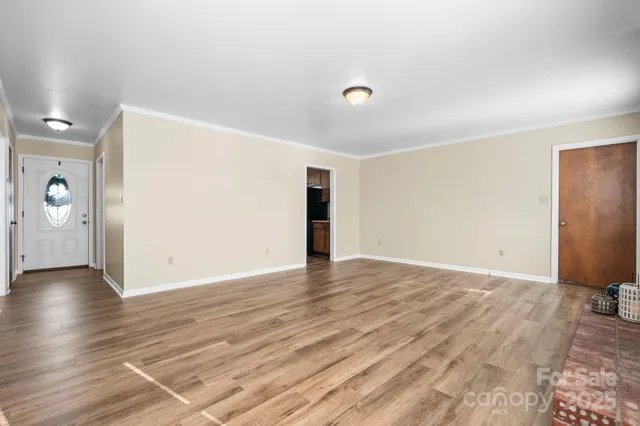 $235,000 | 3520 20th Avenue Northeast, Hickory, NC 28601