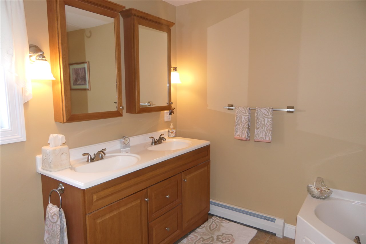 10 Ridgeview Avenue St. Albans Town, VT 05478 - Photo 20 of 34 Gallery Image 20