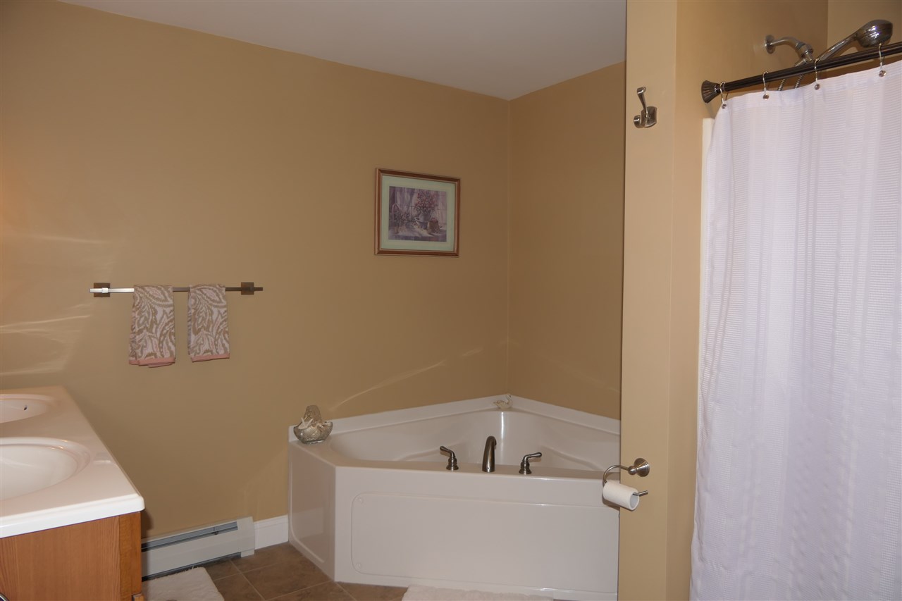 10 Ridgeview Avenue St. Albans Town, VT 05478 - Photo 21 of 34 Gallery Image 21