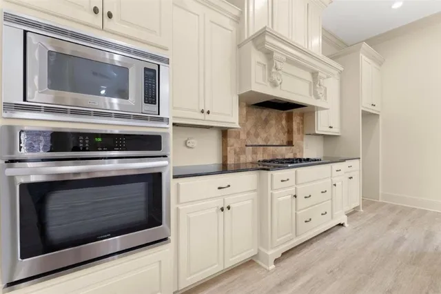 $382,500 | 6105 West Azalea Drive, Lake Charles, LA 70605