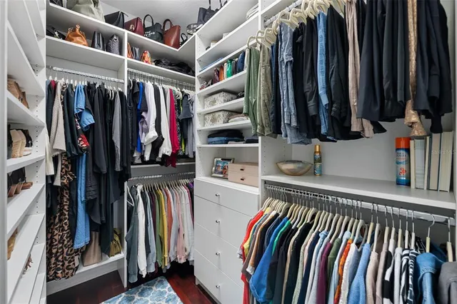 $576,900 | 7027 Quiet Creek Drive, Bradenton, FL 34212