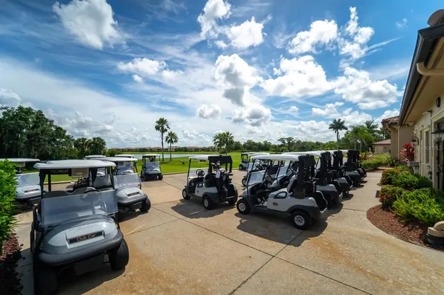 $576,900 | 7027 Quiet Creek Drive, Bradenton, FL 34212