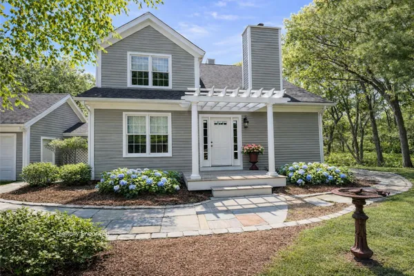 $1,250,000 | 261 Sandpiper Lane, Unit 12, Vineyard Haven, MA 02568