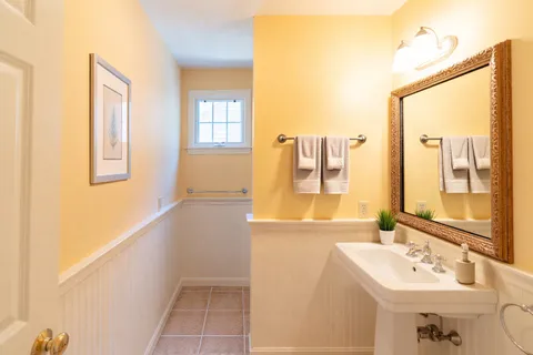 $1,250,000 | 261 Sandpiper Lane, Unit 12, Vineyard Haven, MA 02568