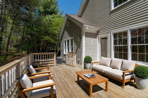$1,250,000 | 261 Sandpiper Lane, Unit 12, Vineyard Haven, MA 02568