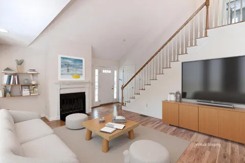 $1,250,000 | 261 Sandpiper Lane, Unit 12, Vineyard Haven, MA 02568