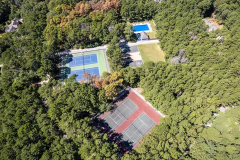 $1,250,000 | 261 Sandpiper Lane, Unit 12, Vineyard Haven, MA 02568