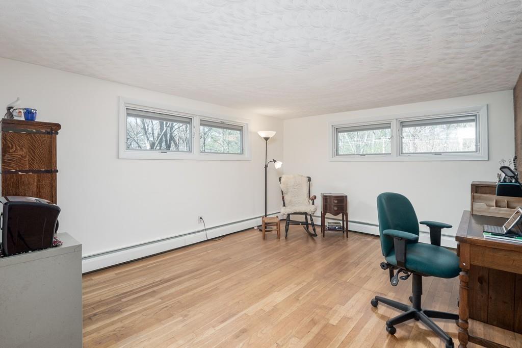 402 Taylor Road Stow, MA 01775 - Photo 12 of 42