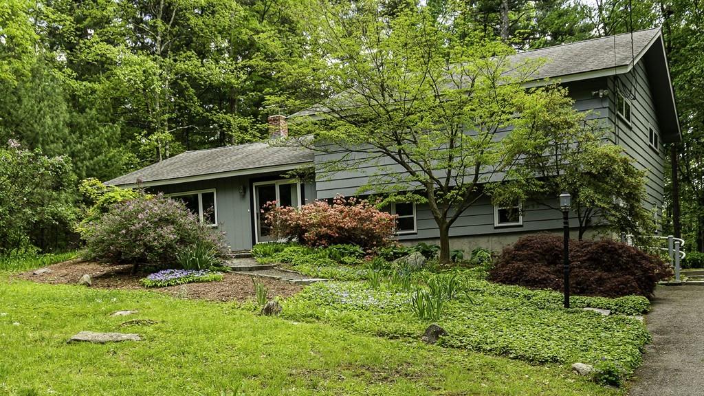 402 Taylor Road Stow, MA 01775 - Photo 2 of 42
