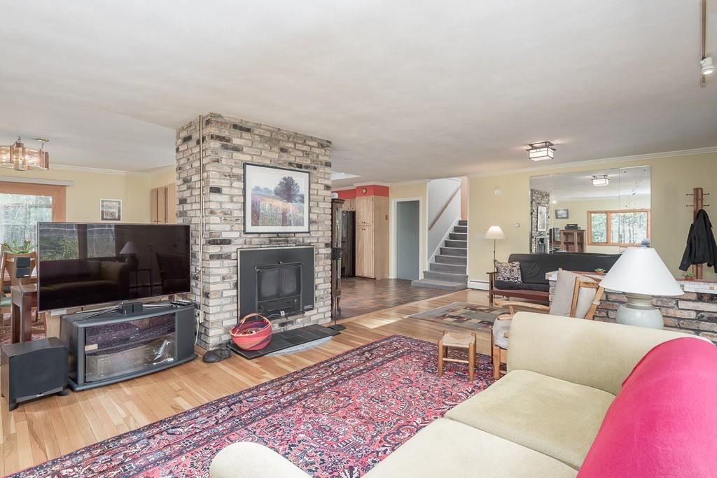 402 Taylor Road Stow, MA 01775 - Photo 6 of 42