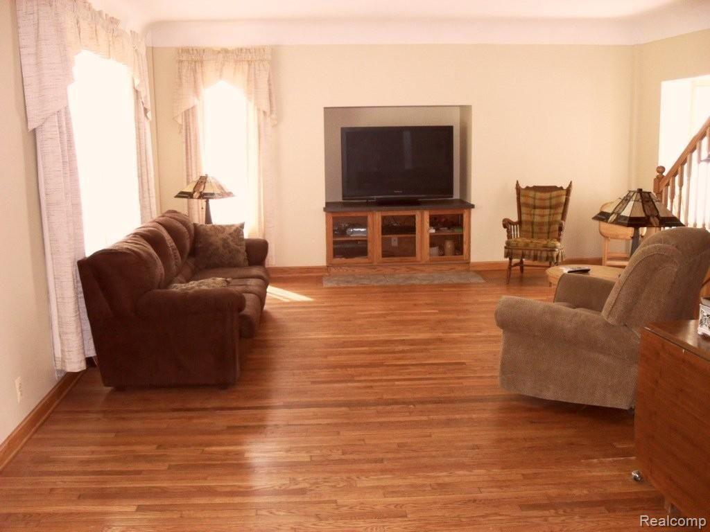 5794 Harris Road Jeddo, MI 48032 - Photo 4 of 18 SDC11123.JPG