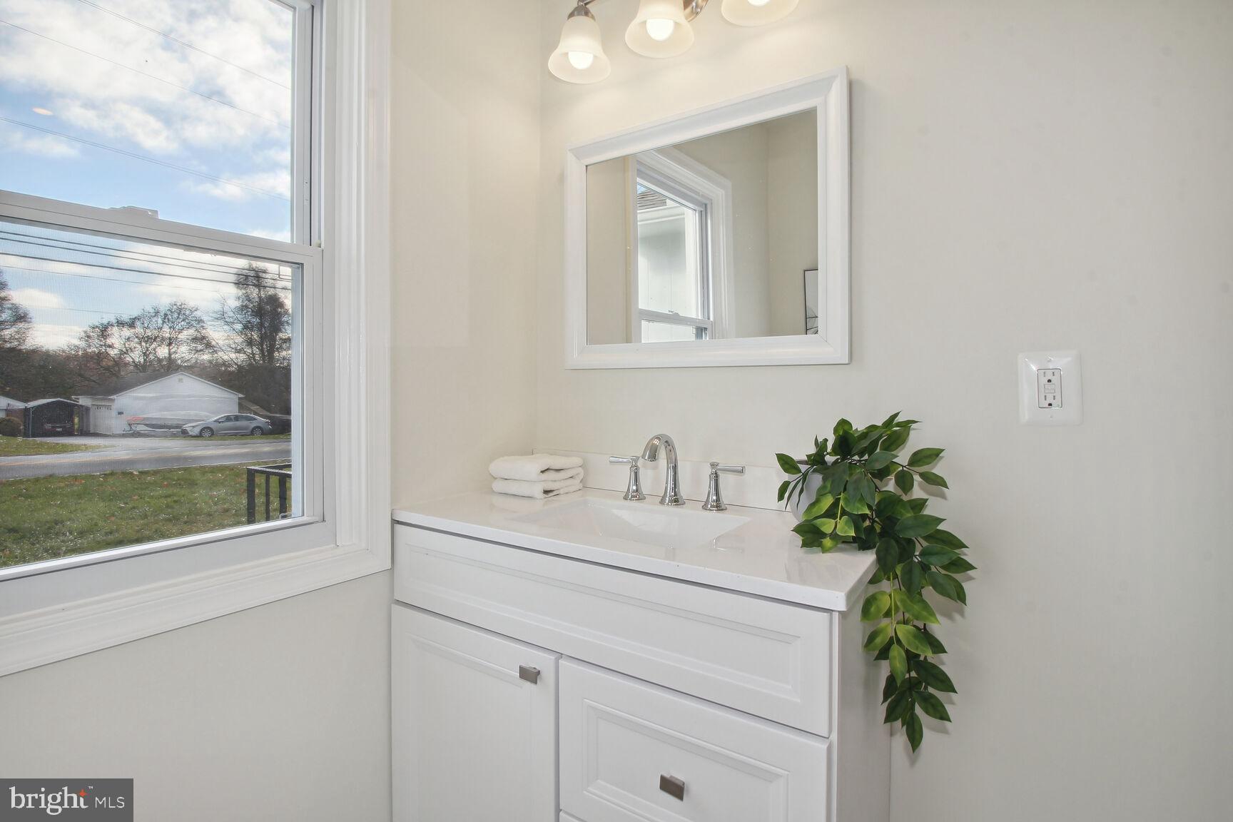 3304 Offutt Road Randallstown, MD 21133 - Photo 8 of 28