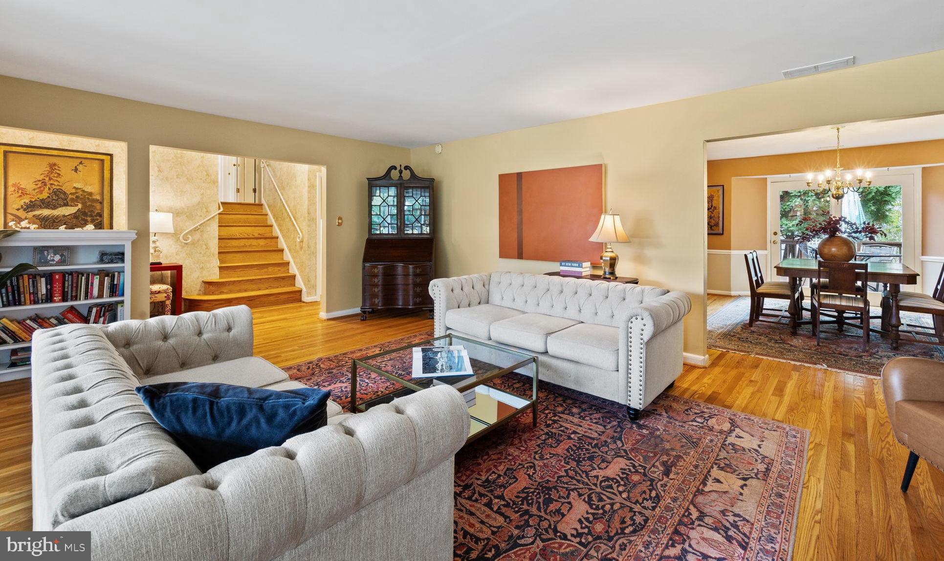 1014 Townsend Circle Wayne, PA 19087 - Photo 11 of 68 a living room with furniture and a large window