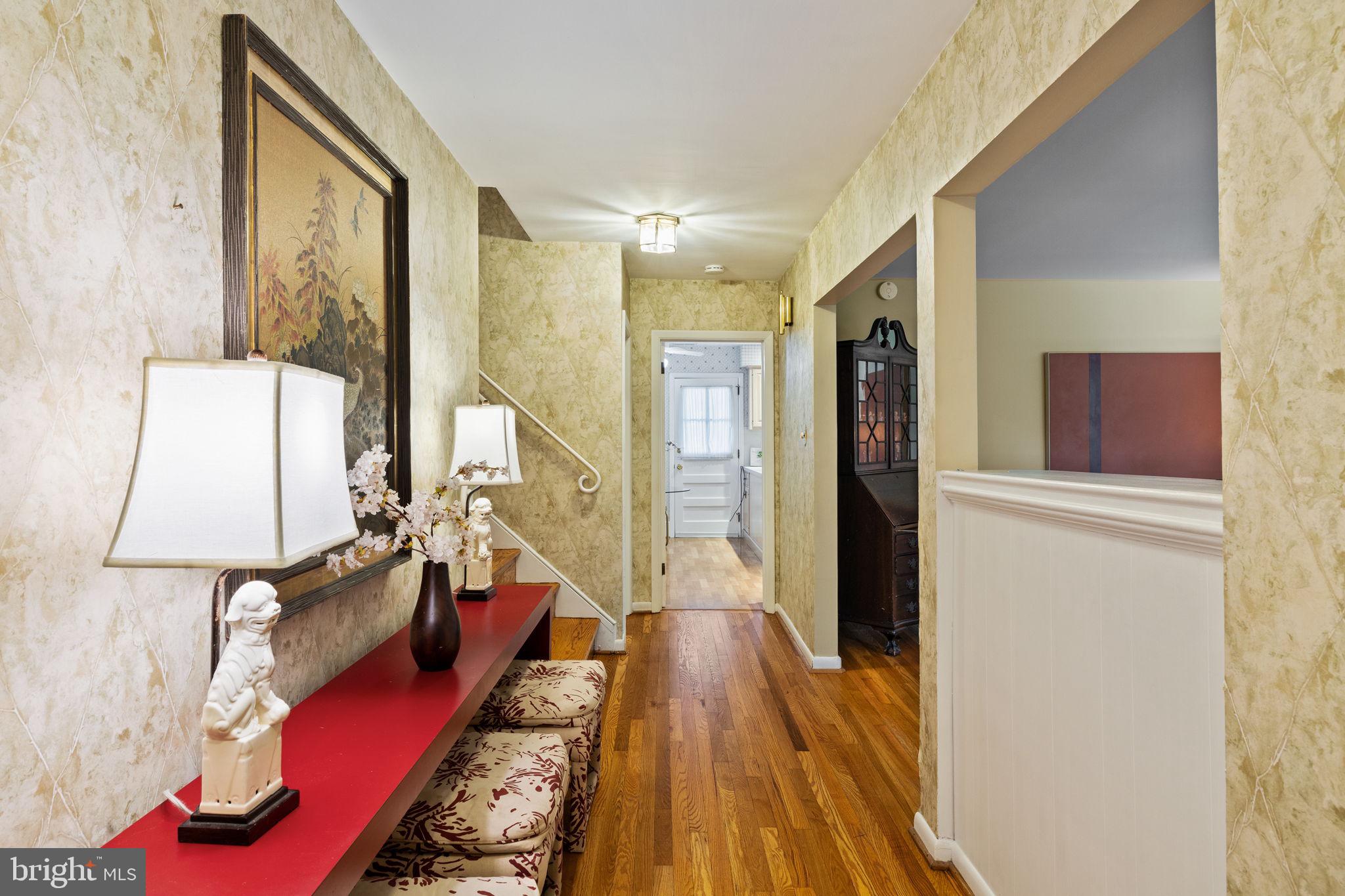 1014 Townsend Circle Wayne, PA 19087 - Photo 22 of 68 a living room with furniture and a wooden floor