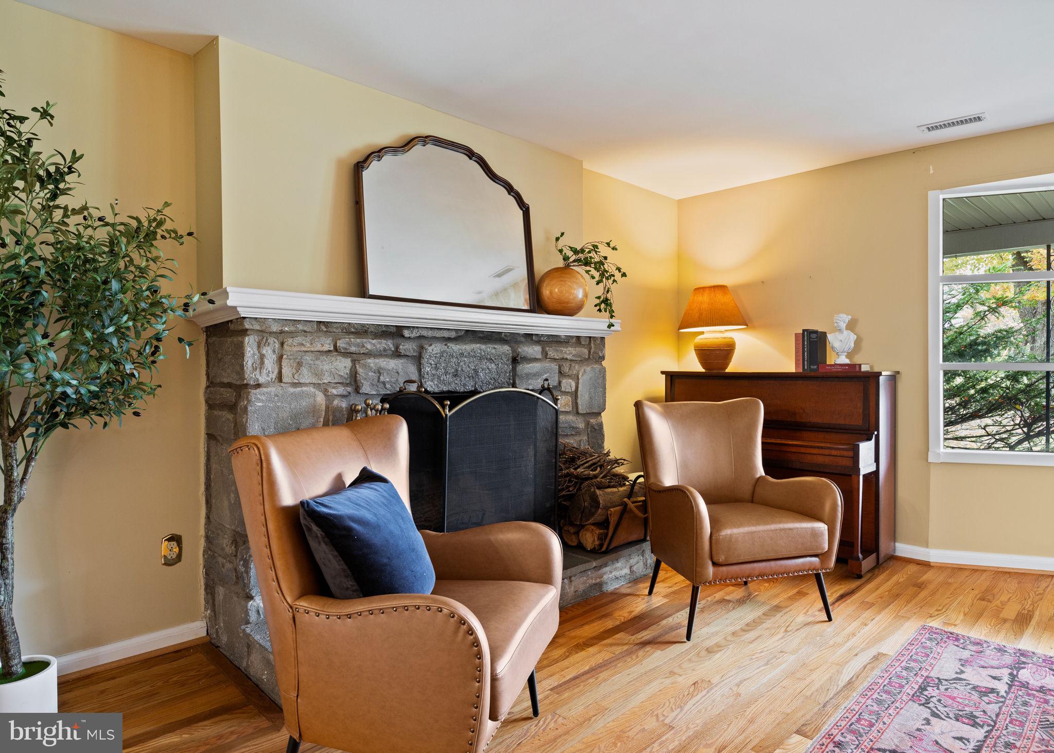 1014 Townsend Circle Wayne, PA 19087 - Photo 6 of 68 a living room with furniture and a fireplace