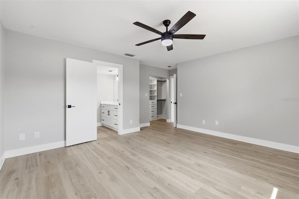 9278 78th Place Seminole, FL 33777 - Photo 14 of 52