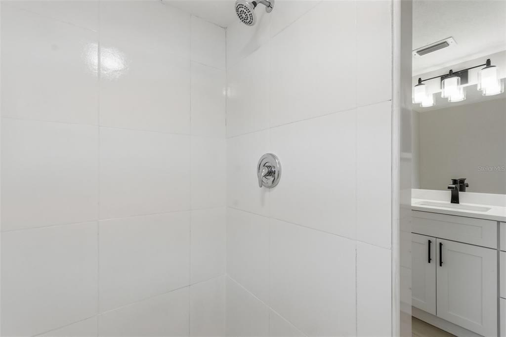 9278 78th Place Seminole, FL 33777 - Photo 17 of 52