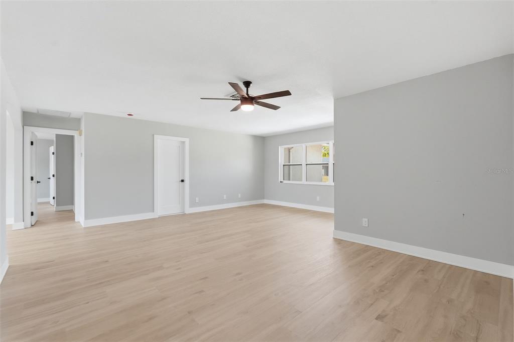 9278 78th Place Seminole, FL 33777 - Photo 35 of 52