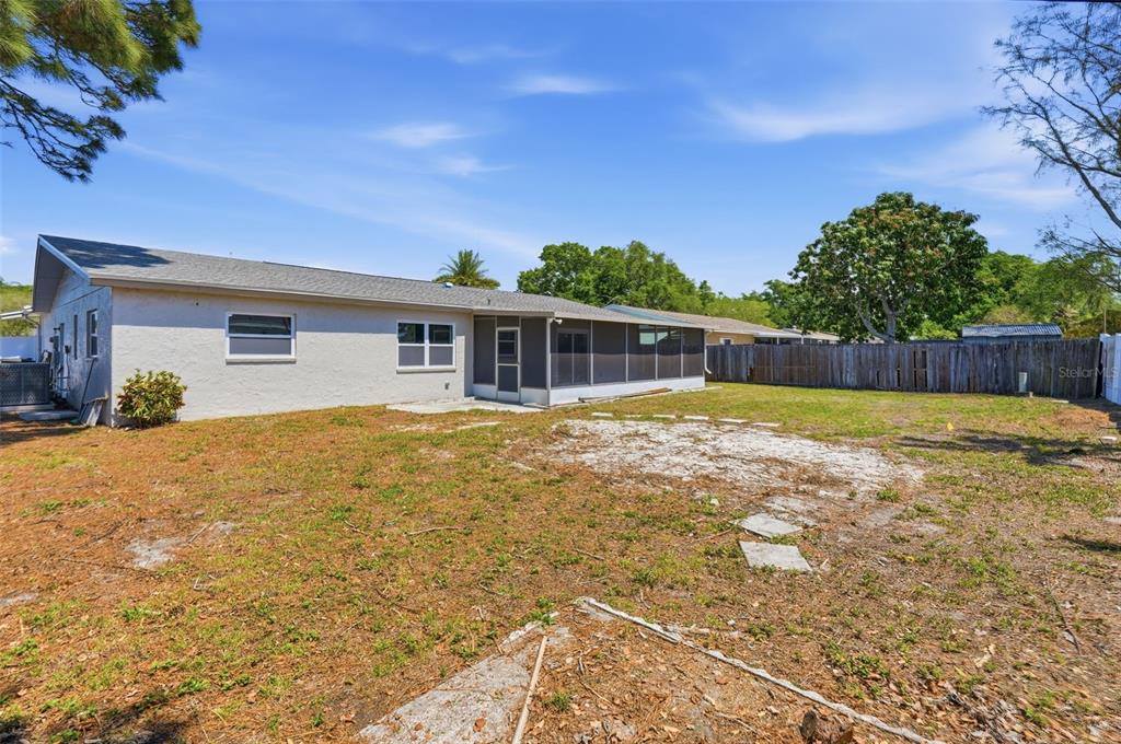 9278 78th Place Seminole, FL 33777 - Photo 42 of 52