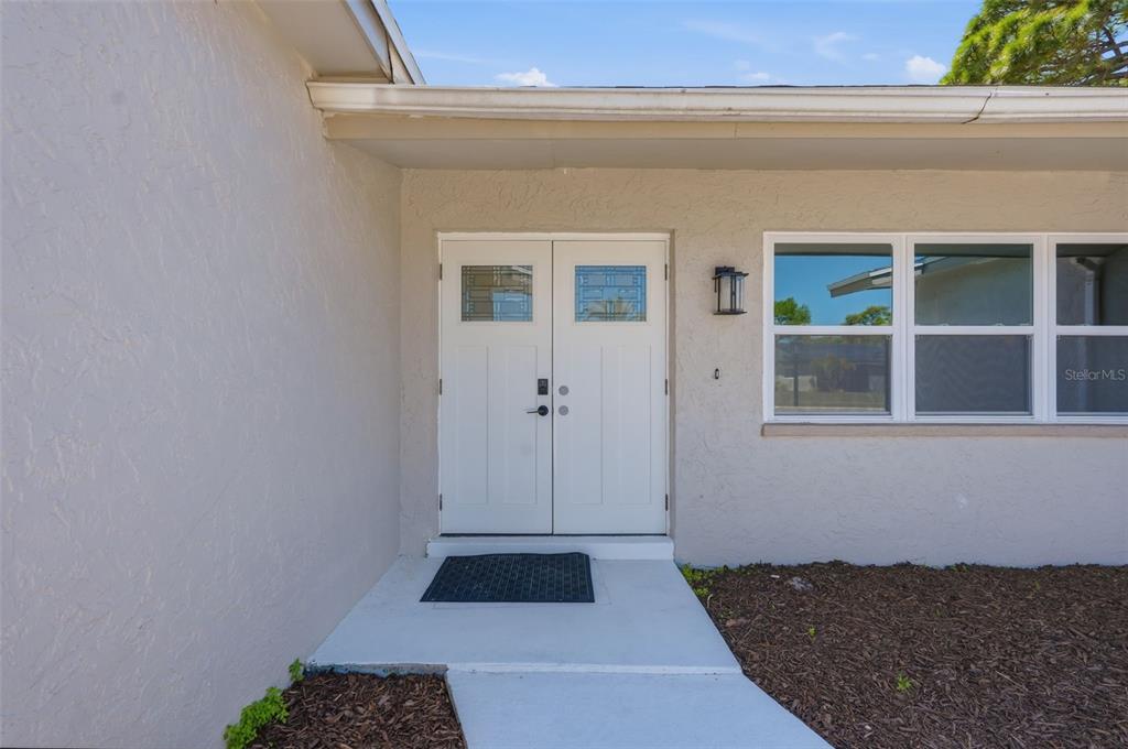 9278 78th Place Seminole, FL 33777 - Photo 7 of 52