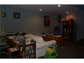 27 R Juniper Road Derry, NH 03038 - Photo 6 of 6