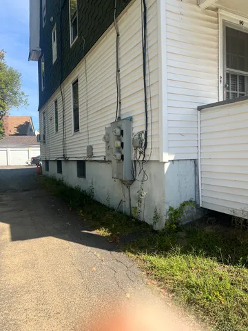 $395,000 | 88 Governor Street, East Hartford, CT 06108