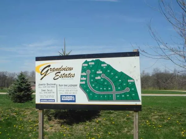 $68,000 | Lot 13 Grandview Court, Pekin, IL 61554