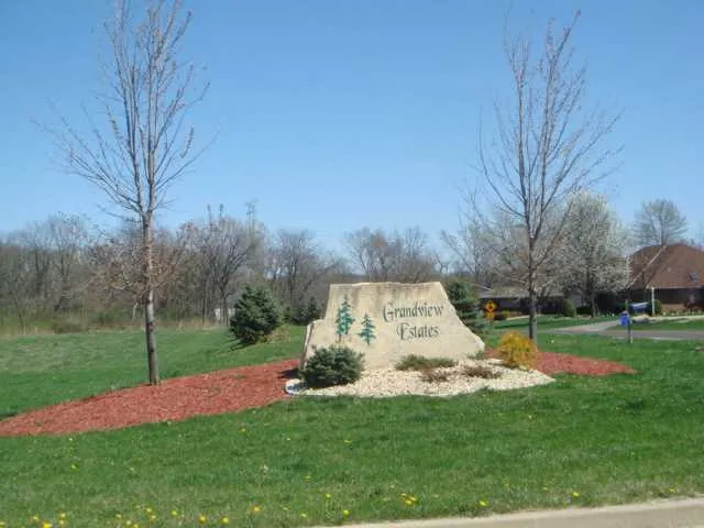 $68,000 | Lot 13 Grandview Court, Pekin, IL 61554