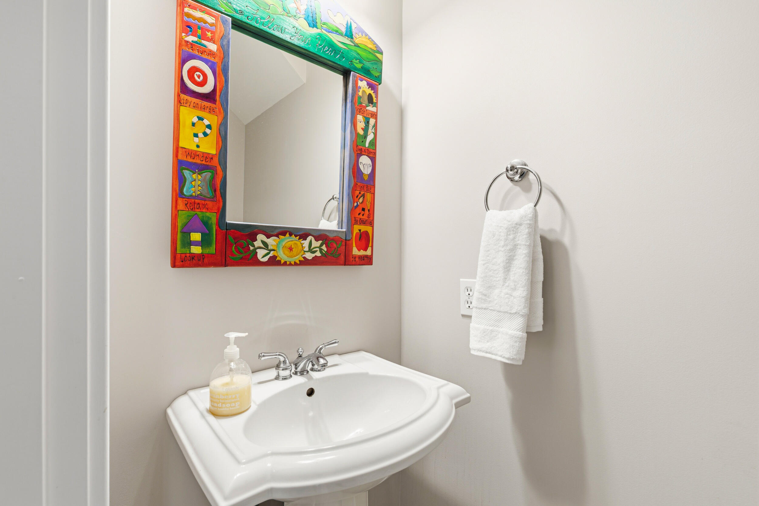 58 Ridge Road, Unit 7 Portland, ME 04103 - Photo 14 of 47 58 Ridge Rd Portland ME 04103 USA_037